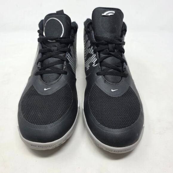 Nike Team Hustle D 9 Basketball Shoes Black White Boys Youth Size 6.5Y Sneakers - Picture 3 of 8